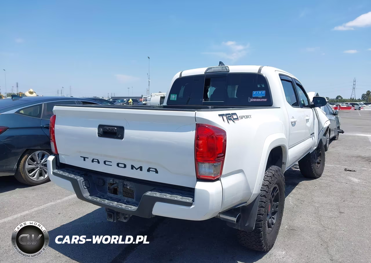 2017 Toyota Tacoma Trd Sport VIN:3TMAZ5CN4HM027578 - 4