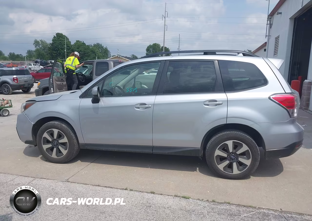 2017 Subaru Forester 2.5I Premium VIN:JF2SJAGC9HH571853 - 14