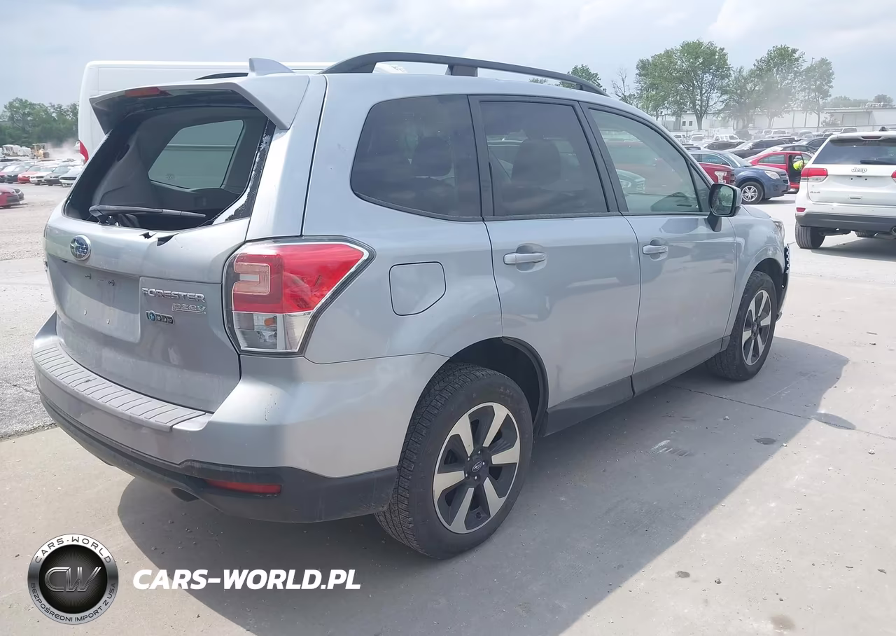 2017 Subaru Forester 2.5I Premium VIN:JF2SJAGC9HH571853 - 4