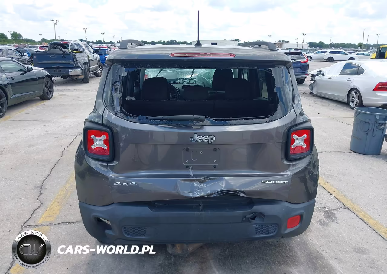 2017 Jeep Renegade Sport 4X4 VIN:ZACCJBAB4HPE93743 - 16