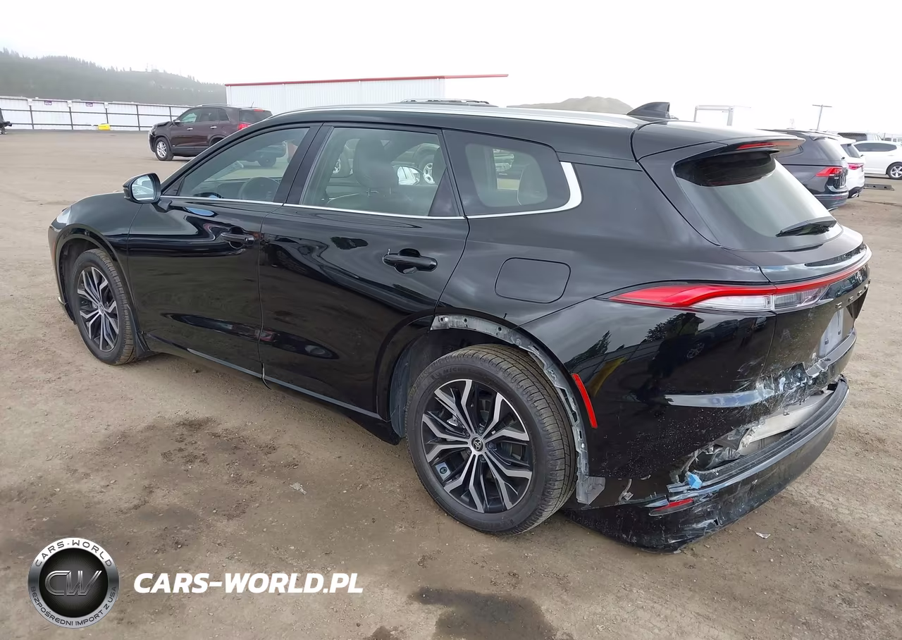 2025 Toyota Crown Signia Xle VIN:JTDACAAJ3S3005672 - 3