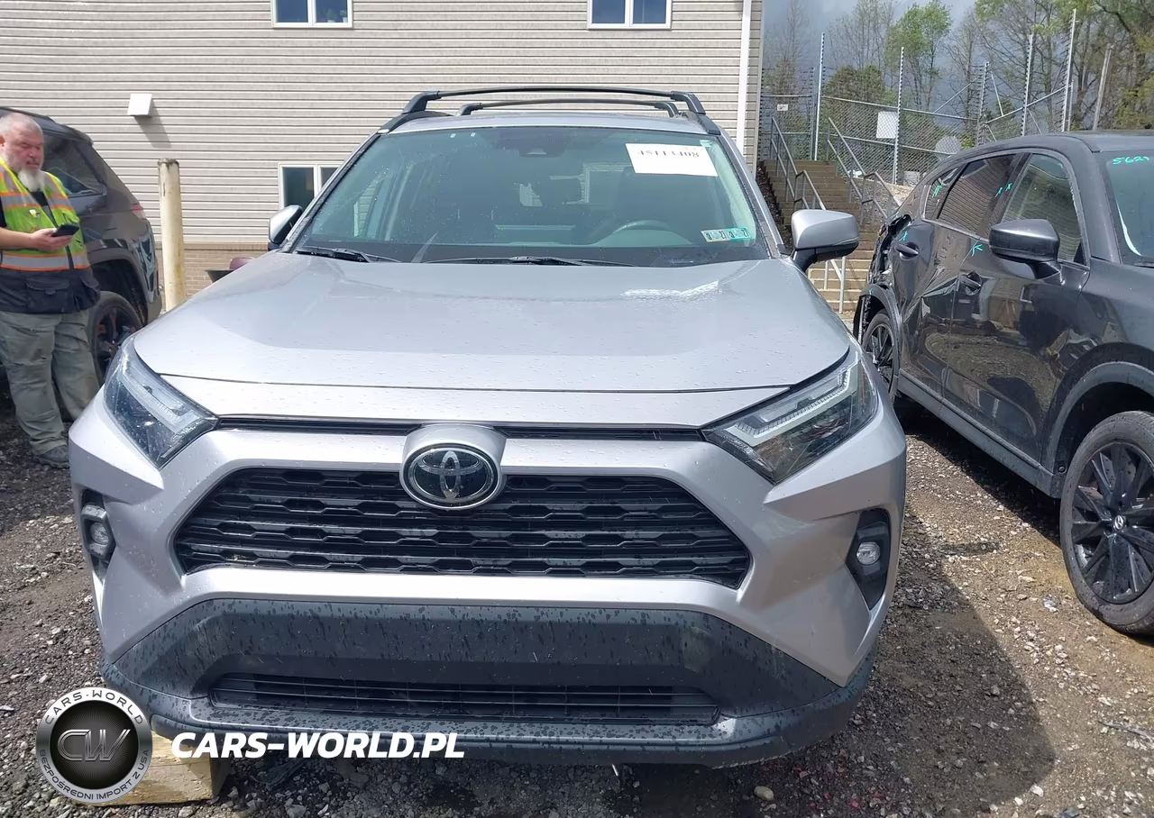 2023 Toyota Rav4 Xle Premium VIN:2T3A1RFV0PC337770 - 12