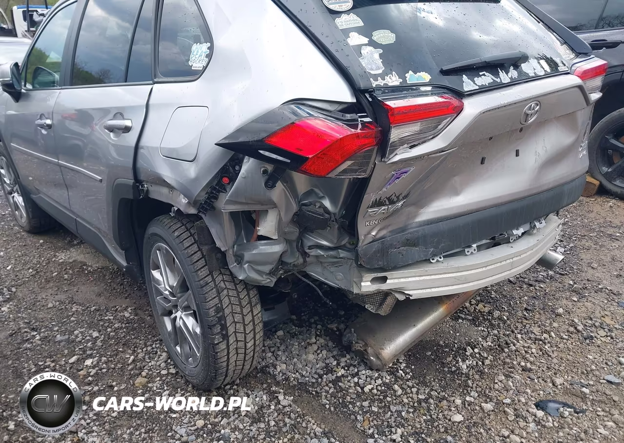 2023 Toyota Rav4 Xle Premium VIN:2T3A1RFV0PC337770 - 6