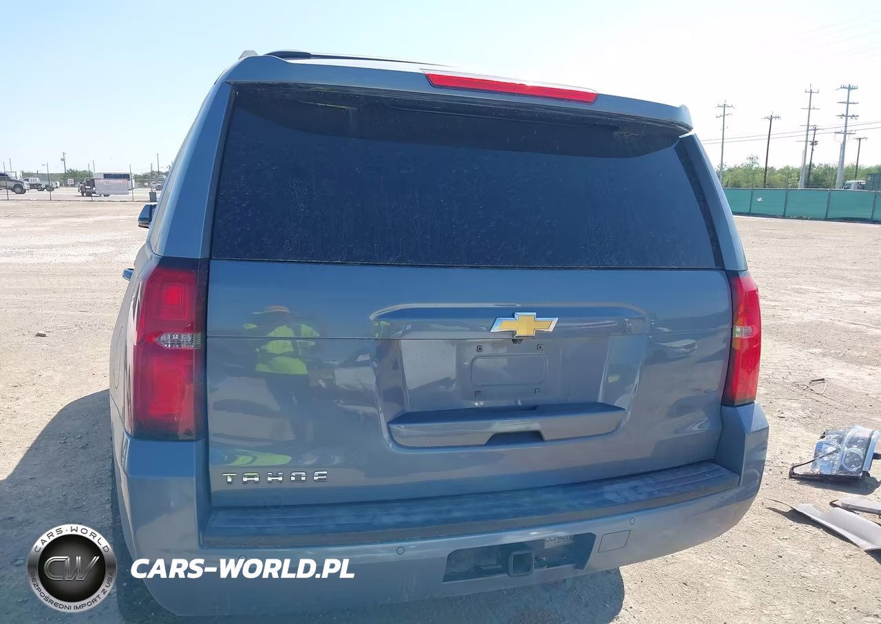 2016 Chevrolet Tahoe Ls VIN:1GNSCAKC5GR272361 - 17