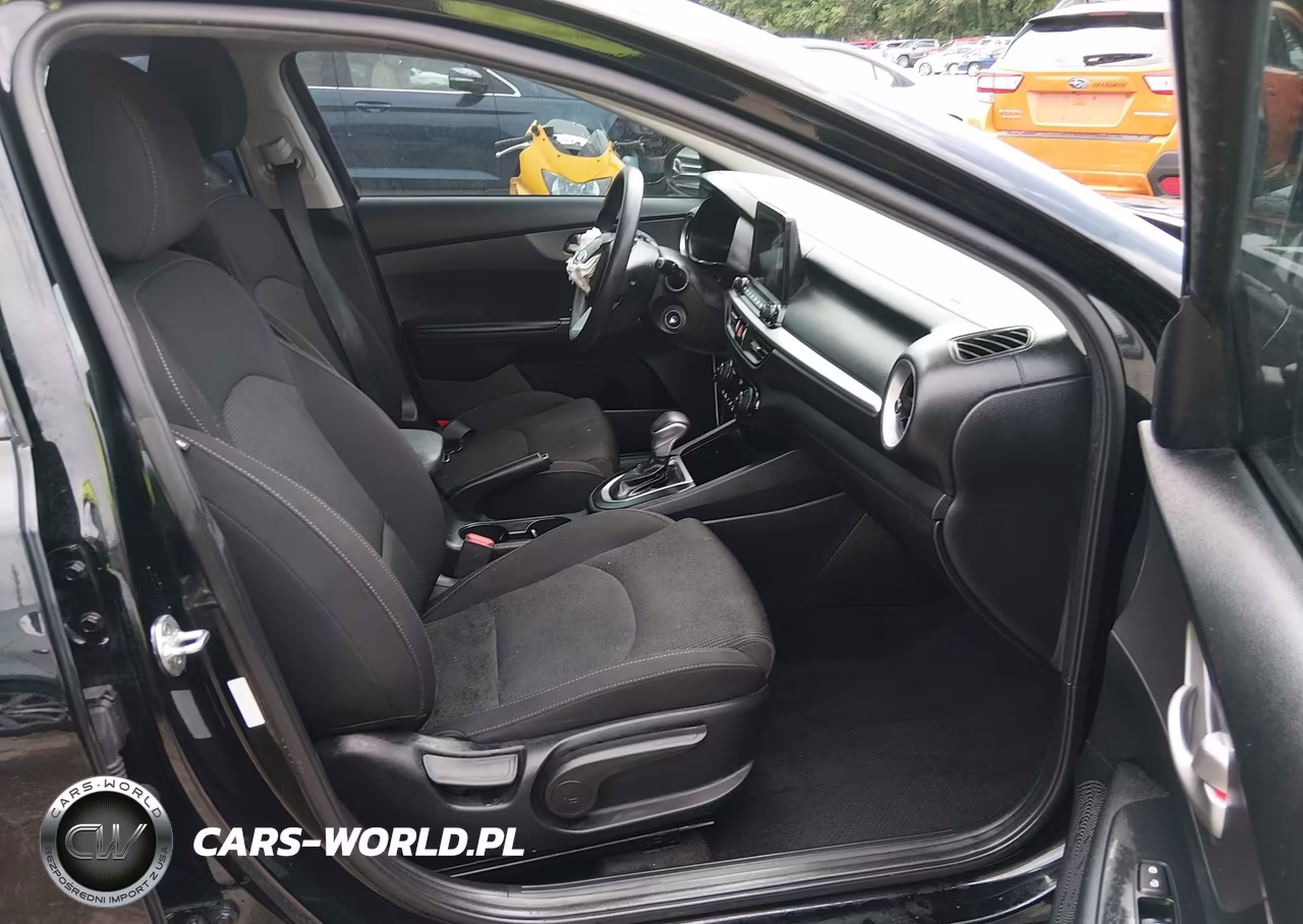 2019 Kia Forte Fe VIN:3KPF24AD4KE075503 - 5
