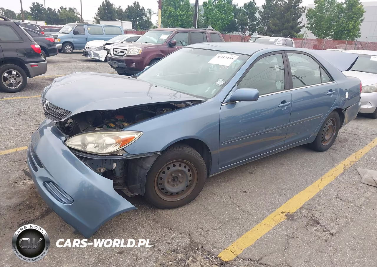 2004 Toyota Camry Le VIN:JTDBE32K040268904 - 2
