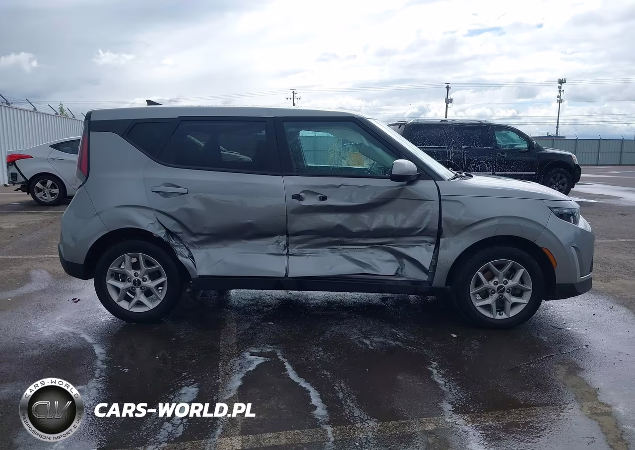 2023 Kia Soul Lx VIN:KNDJ23AU2P7887345 - 13