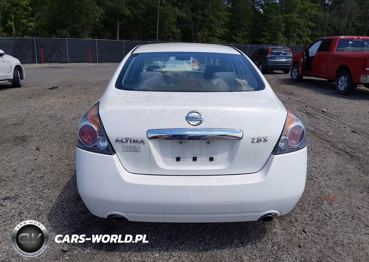 2011 Nissan Altima 2.5 S VIN:1N4AL2AP2BC105360 - 16