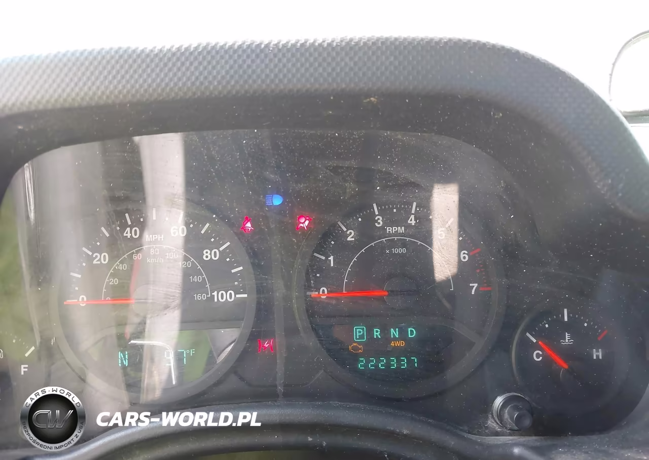 2009 Jeep Wrangler X VIN:1J4FA24159L758119 - 7