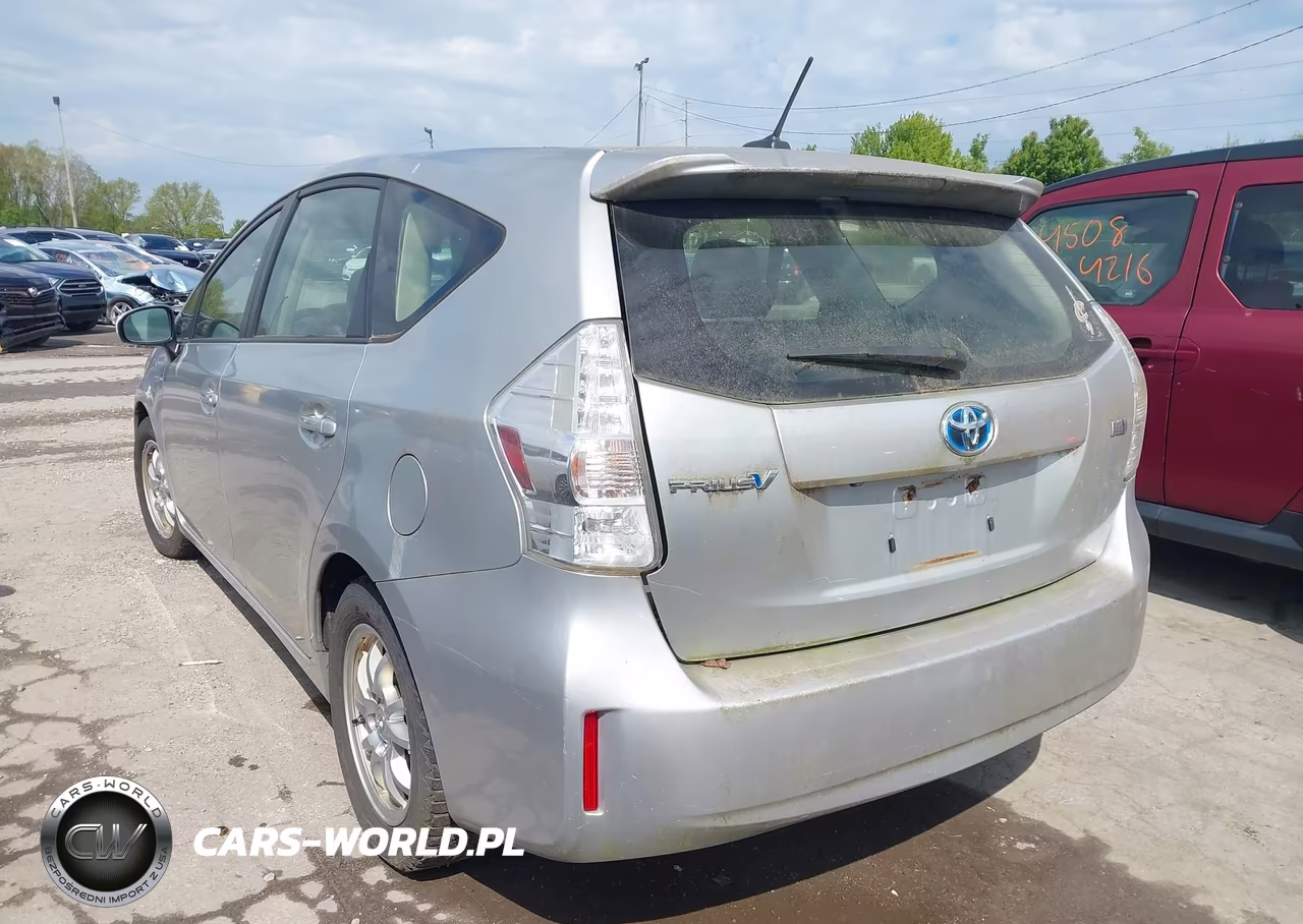2013 Toyota Prius V Three VIN:JTDZN3EU9D3260519 - 3
