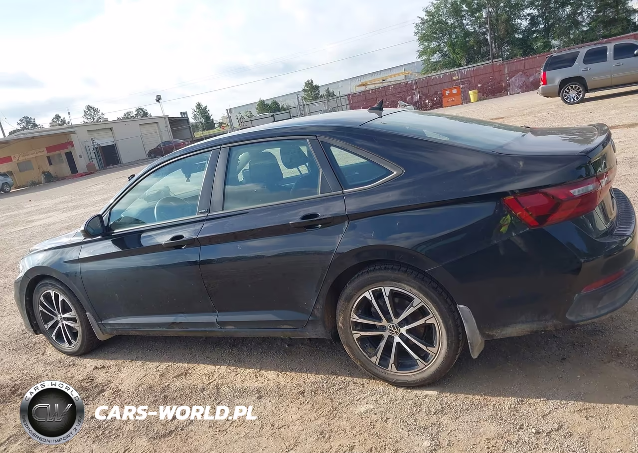 2025 Volkswagen Jetta 1.5T Sport VIN:3VWBX7BU4SM000805 - 13
