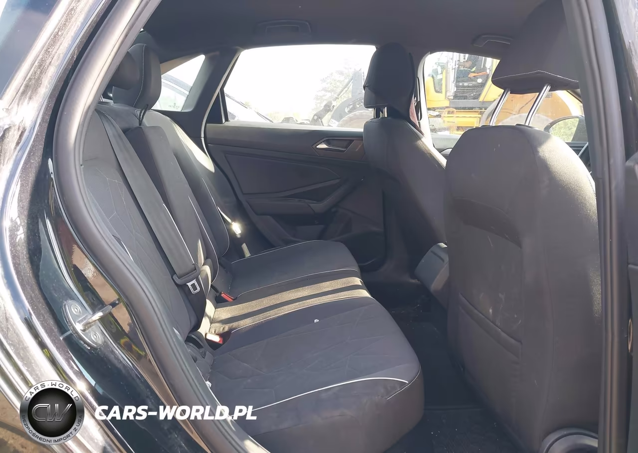 2025 Volkswagen Jetta 1.5T Sport VIN:3VWBX7BU4SM000805 - 8