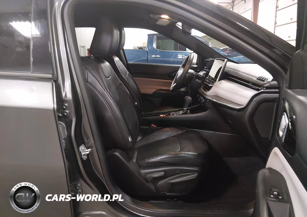 2023 Jeep Compass Limited 4X4 VIN:3C4NJDCN8PT520204 - 5