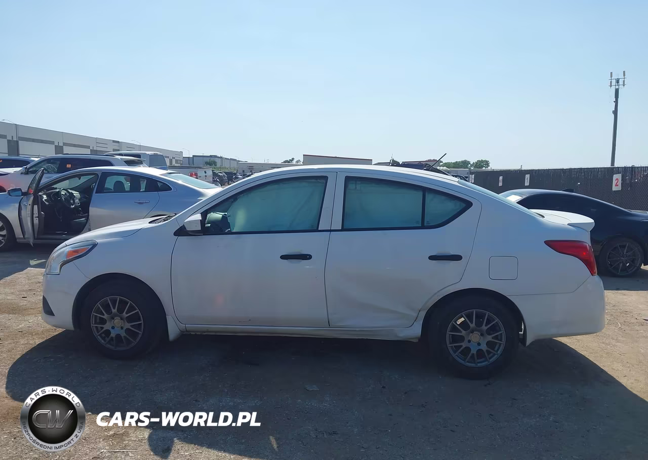 2018 Nissan Versa 1.6 S+ VIN:3N1CN7AP4JL858596 - 14