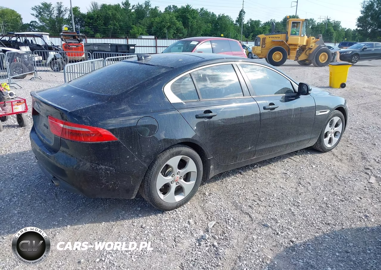 2017 Jaguar Xe 25T VIN:SAJAR4BG6HA946932 - 4