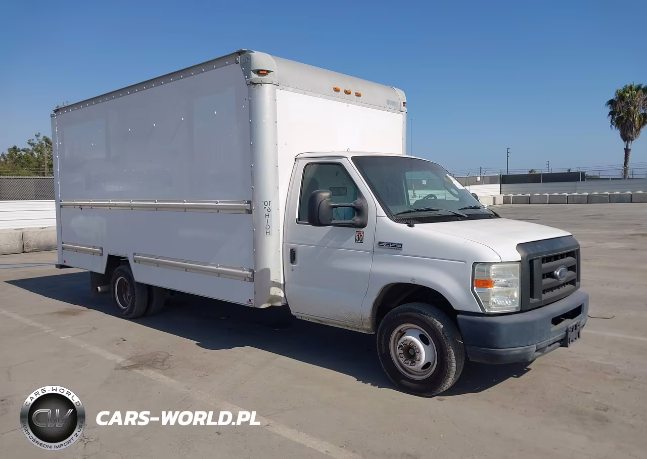 2012 Ford E-350 Cutaway