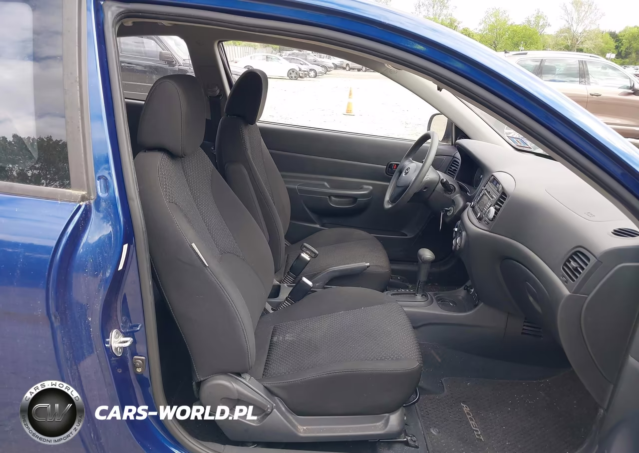 2011 Hyundai Accent Gs VIN:KMHCM3AC6BU199610 - 5