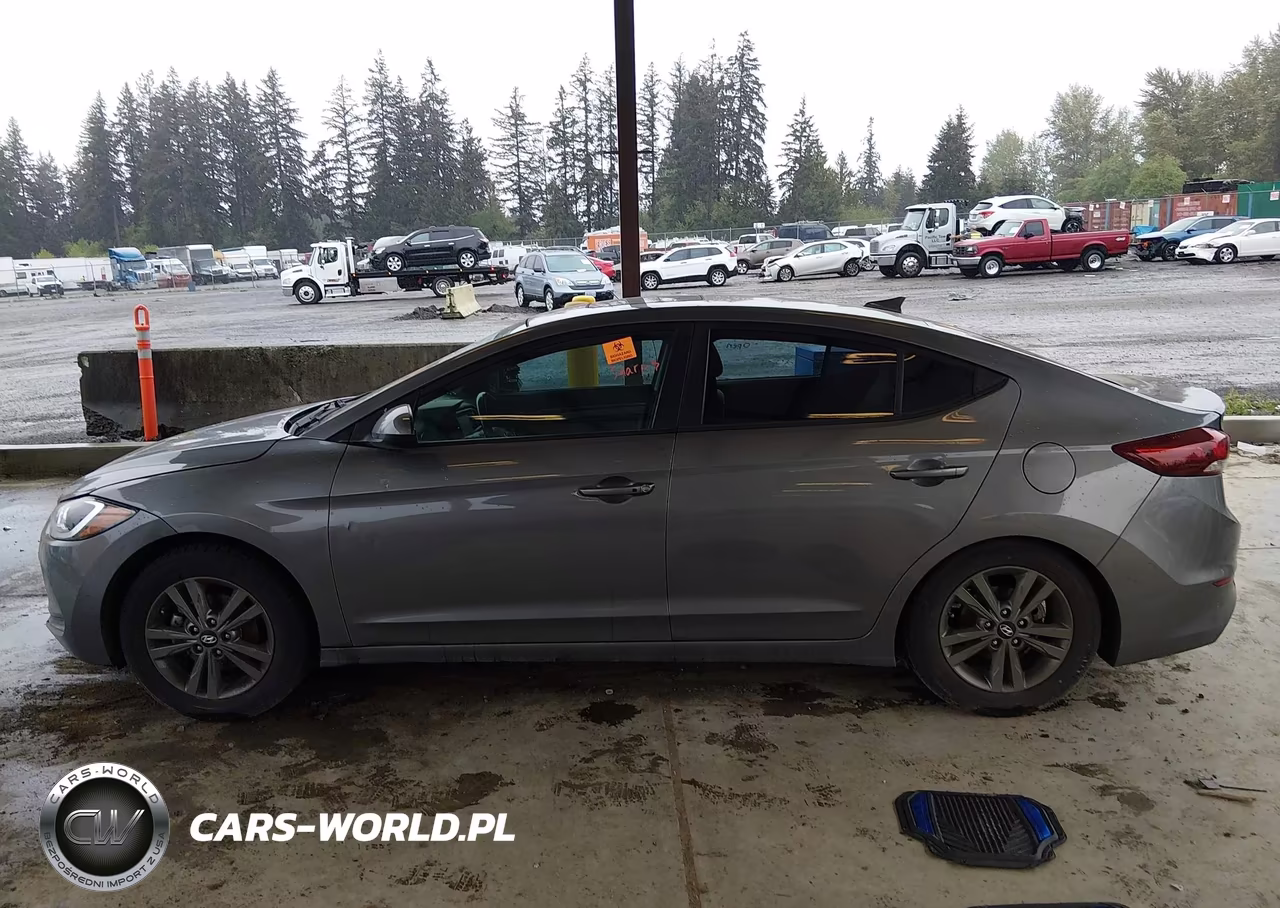 2018 Hyundai Elantra Value Edition VIN:5NPD84LF3JH324601 - 14