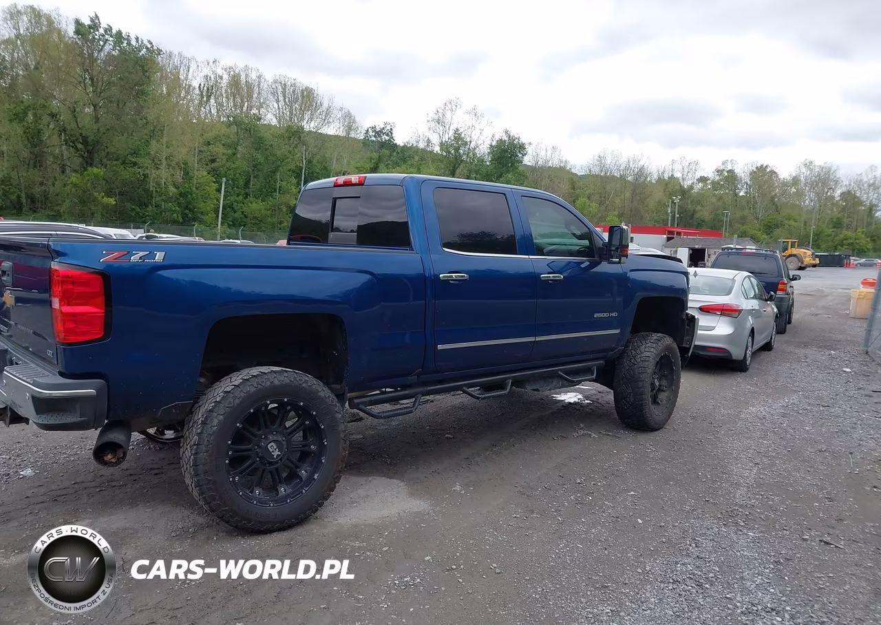 2018 Chevrolet Silverado 2500Hd Ltz VIN:1GC1KWEY5JF288600 - 4