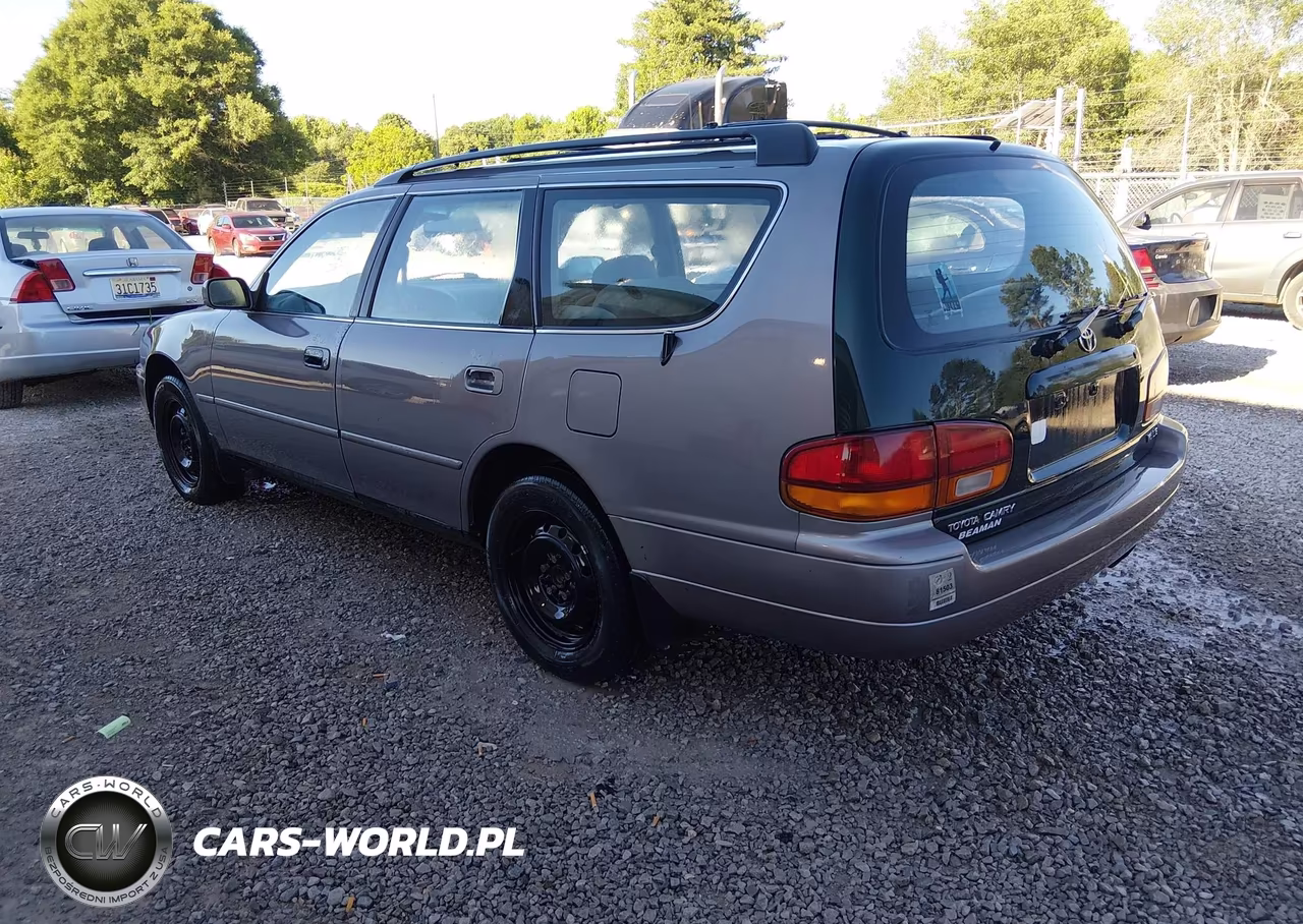 1996 Toyota Camry Le VIN:4T1EF12K3TU140982 - 3