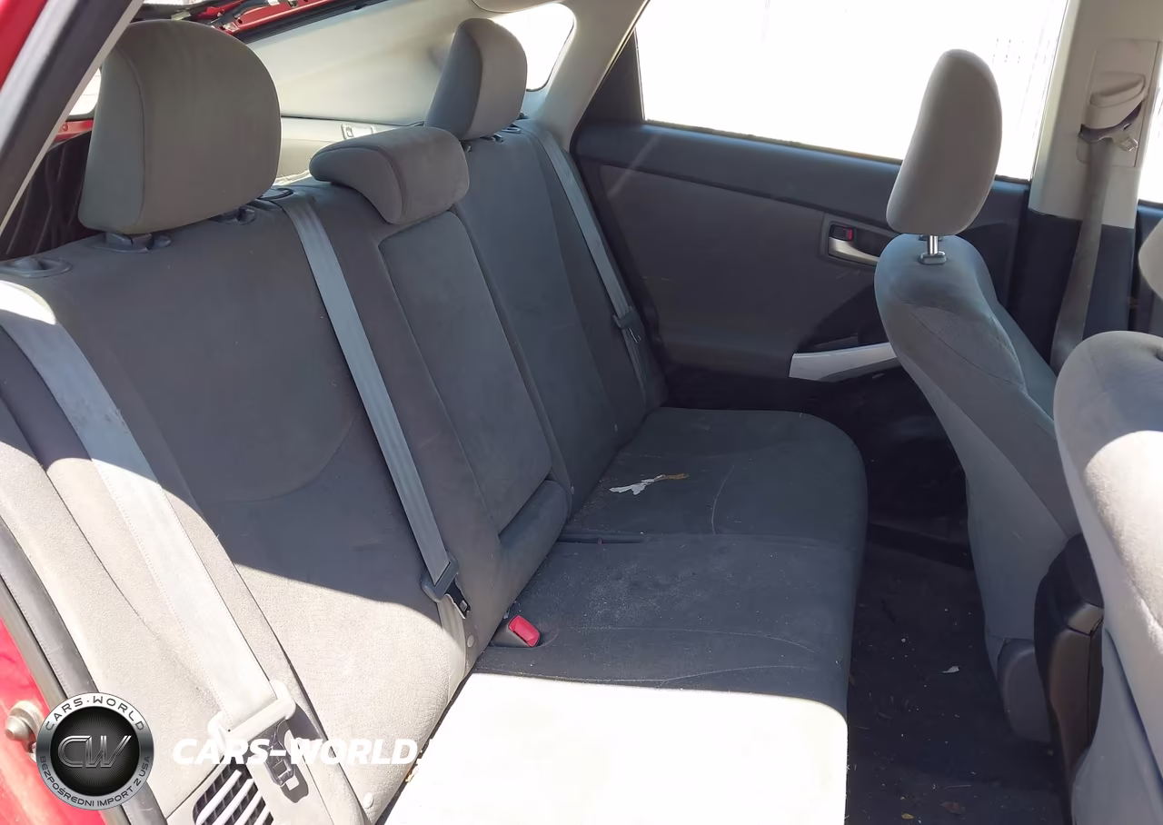 2012 Toyota Prius Two VIN:JTDKN3DU6C5415310 - 8