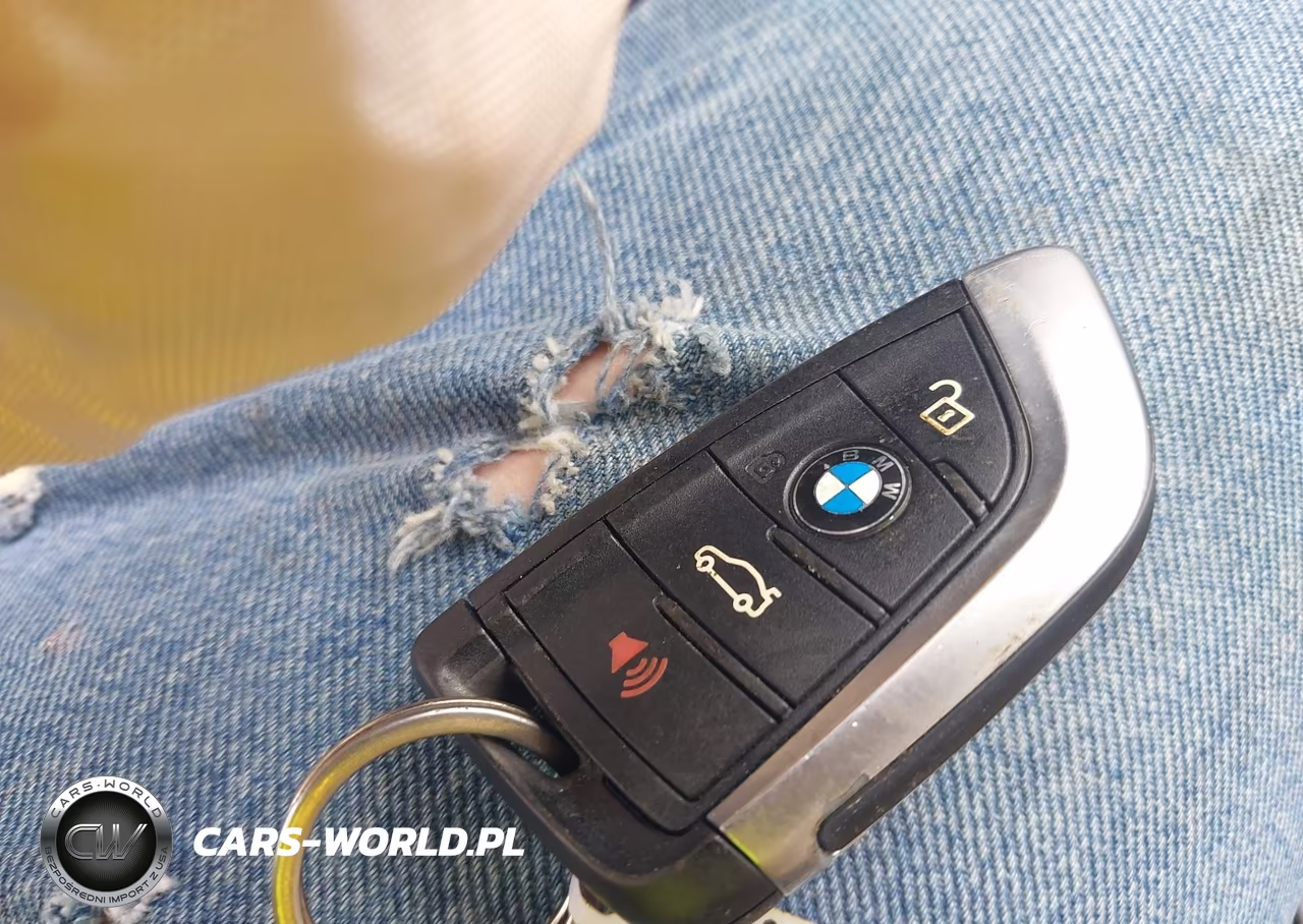 2018 BMW X1 Sdrive28I VIN:WBXHU7C3XJ5H39537 - 11