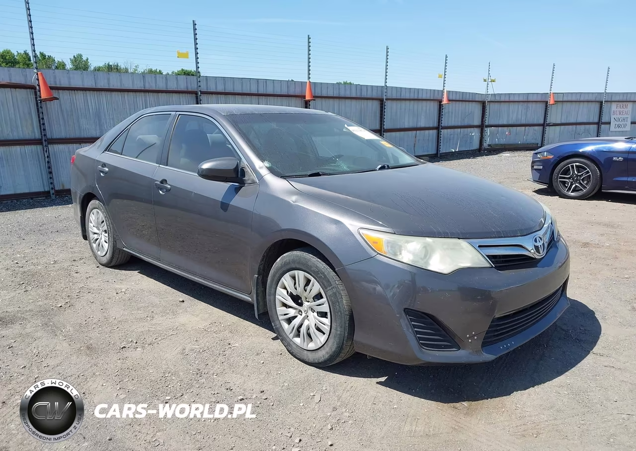 2014 Toyota Camry Le