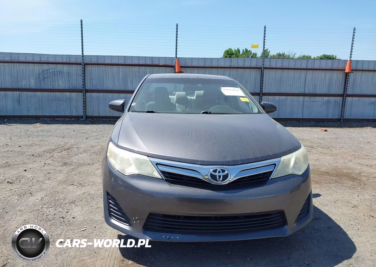 2014 Toyota Camry Le VIN:4T4BF1FKXER420341 - 12