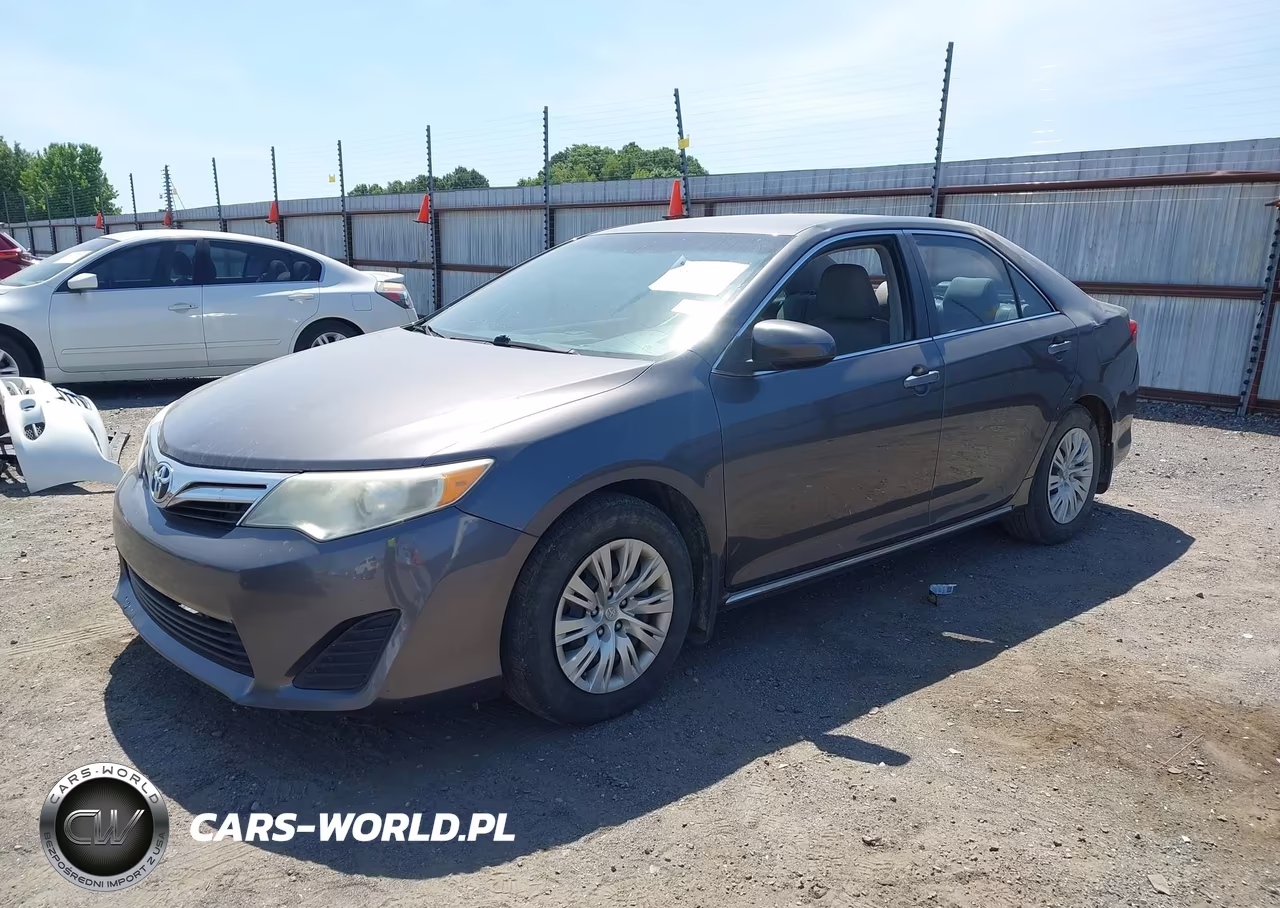 2014 Toyota Camry Le VIN:4T4BF1FKXER420341 - 2