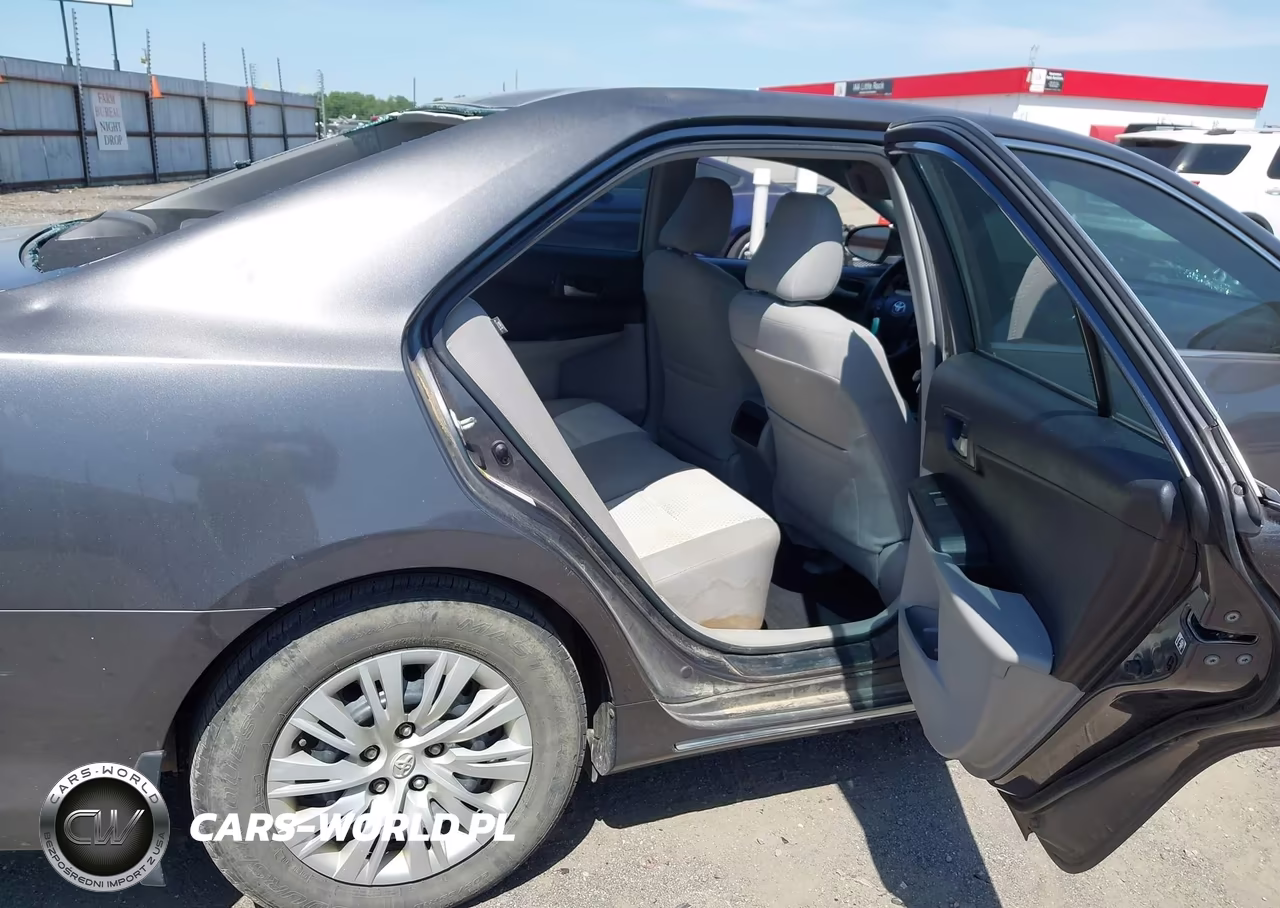 2014 Toyota Camry Le VIN:4T4BF1FKXER420341 - 8