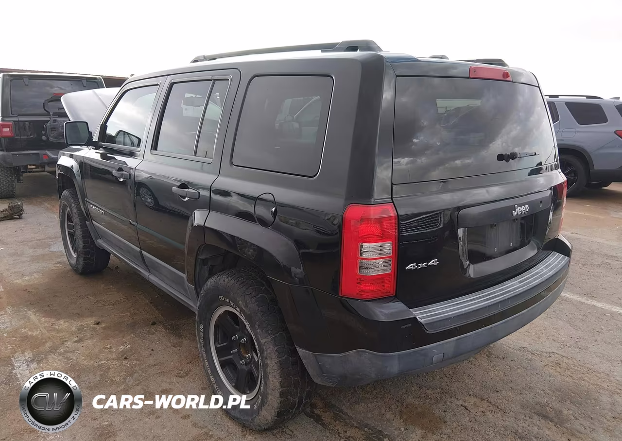2012 Jeep Patriot Sport VIN:1C4NJRBB3CD584574 - 3