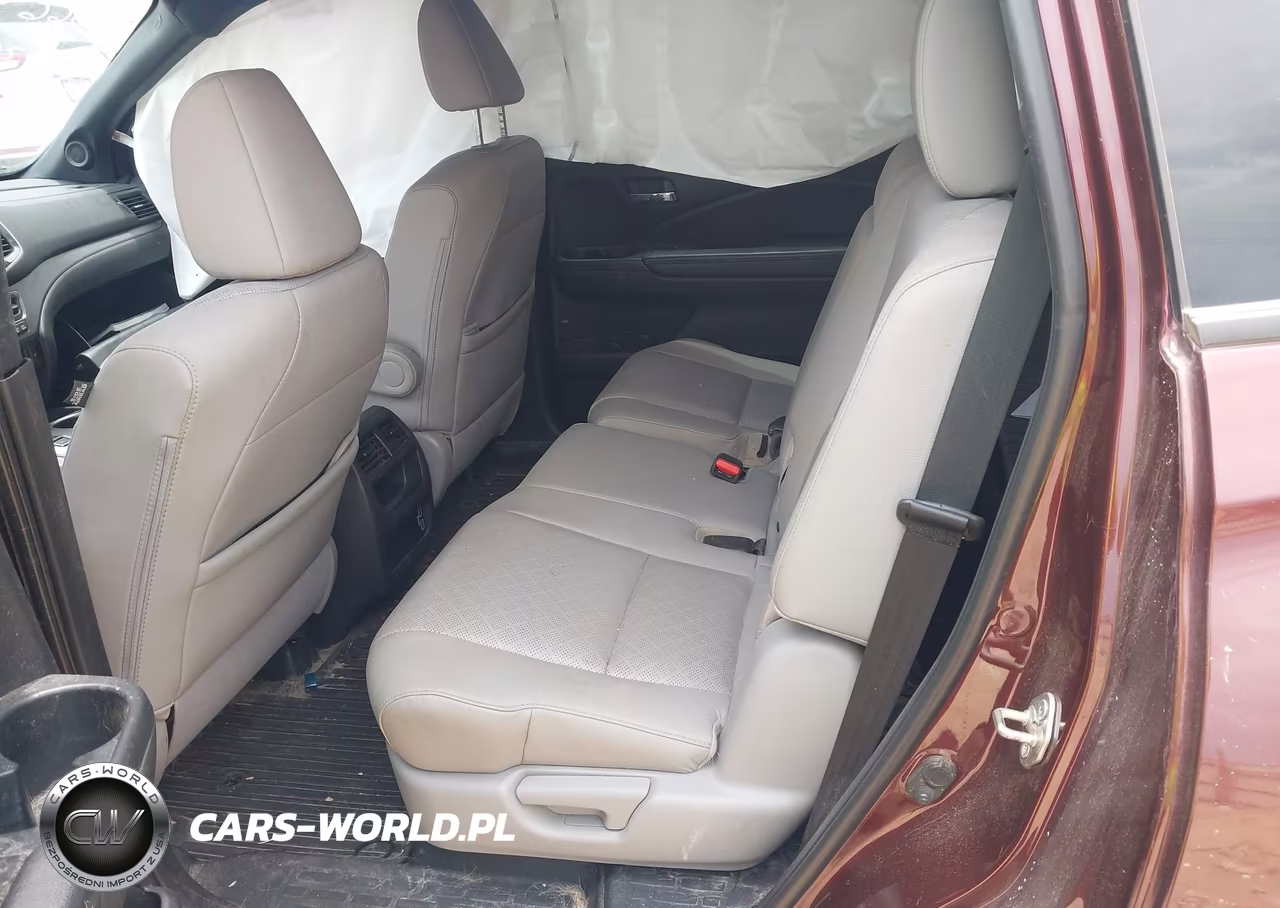 2019 Honda Passport Ex-L VIN:5FNYF7H50KB007366 - 8