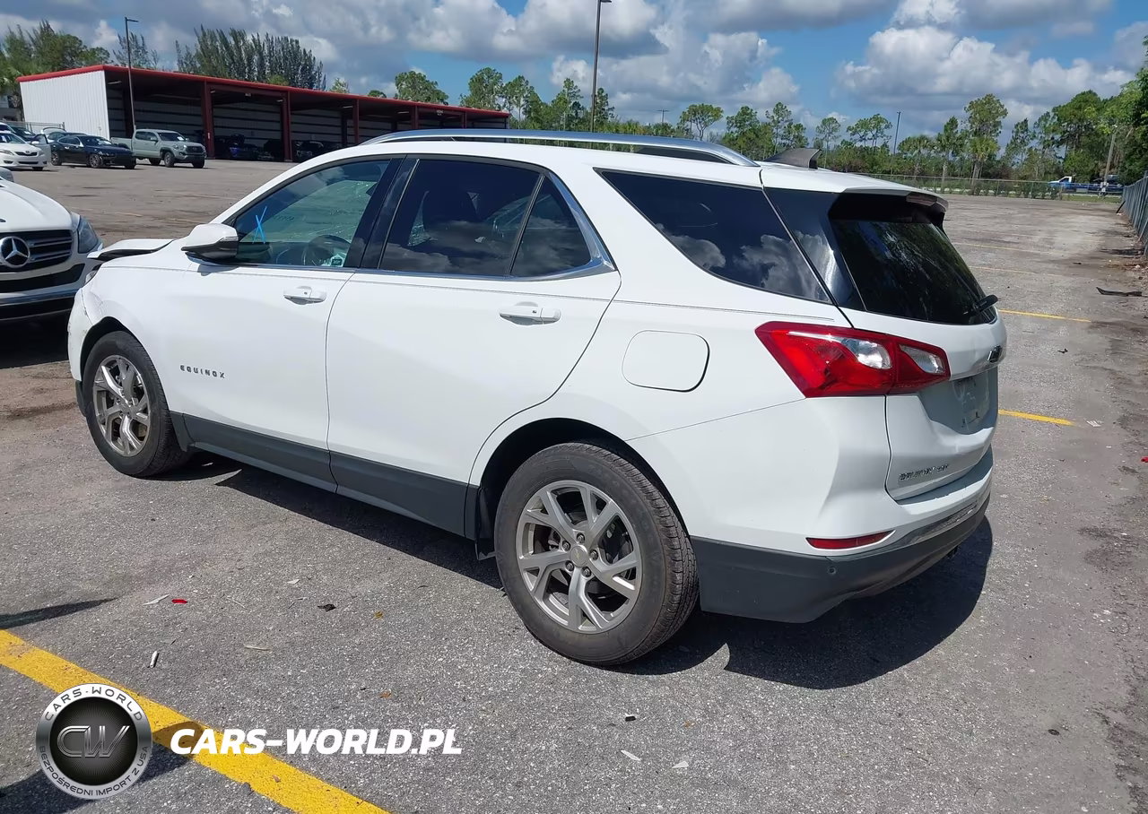 2018 Chevrolet Equinox Lt VIN:2GNAXKEX3J6310757 - 3
