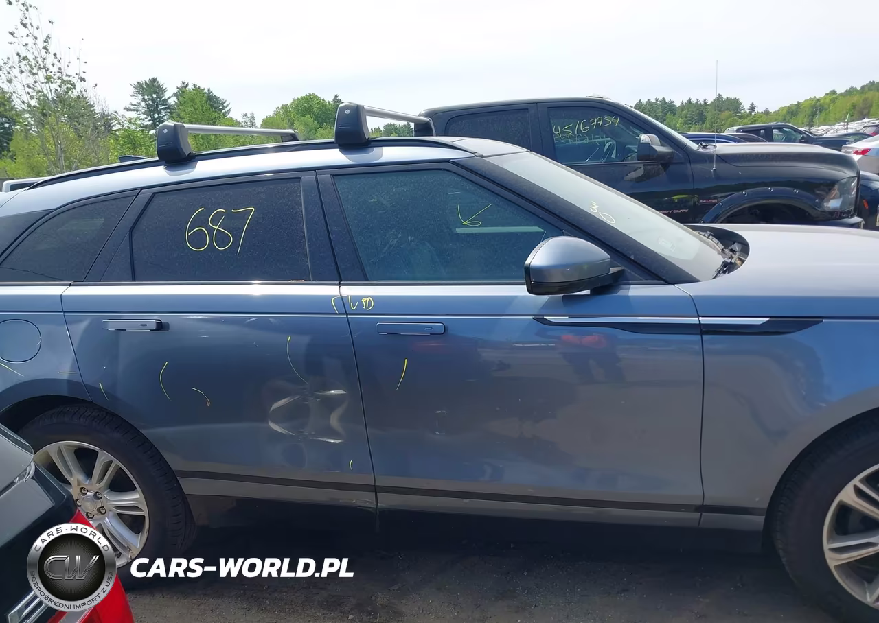 2019 Land Rover Range Rover Velar P250 S VIN:SALYB2EX4KA215224 - 14