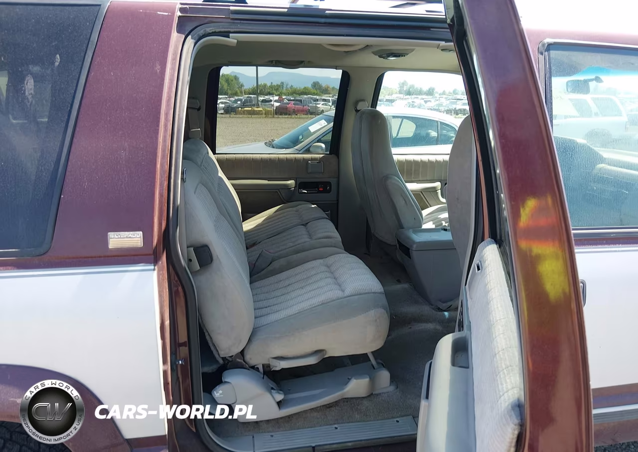 1994 Chevrolet Suburban K1500 VIN:1GNFK16K8RJ435480 - 8