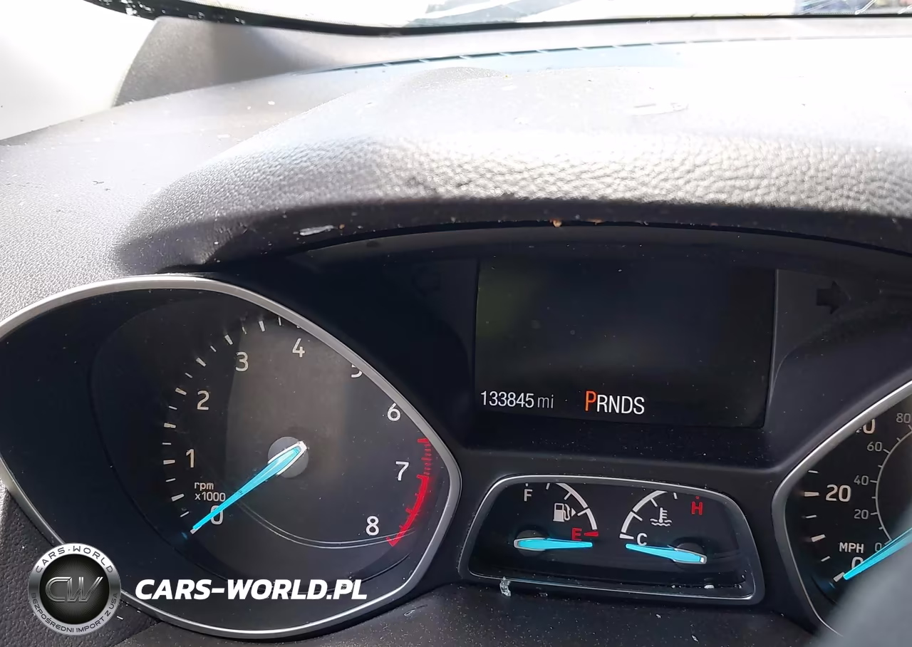 2018 Ford Escape Titanium VIN:1FMCU9J91JUD62055 - 15