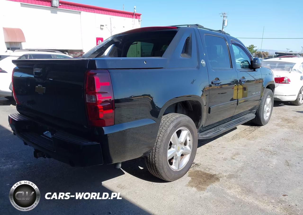 2013 Chevrolet Avalanche Ls VIN:3GNTKEE78DG154314 - 4