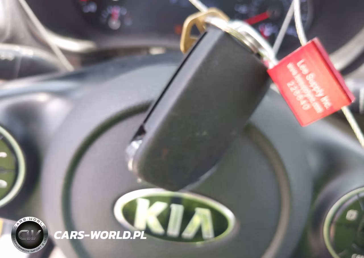 2020 Kia Soul S VIN:KNDJ23AU9L7114348 - 11