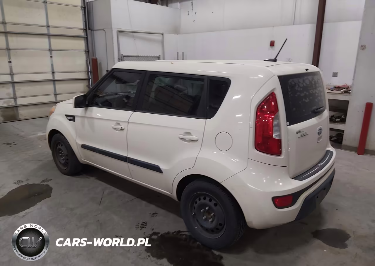 2012 Kia Soul VIN:KNDJT2A55C7466942 - 3