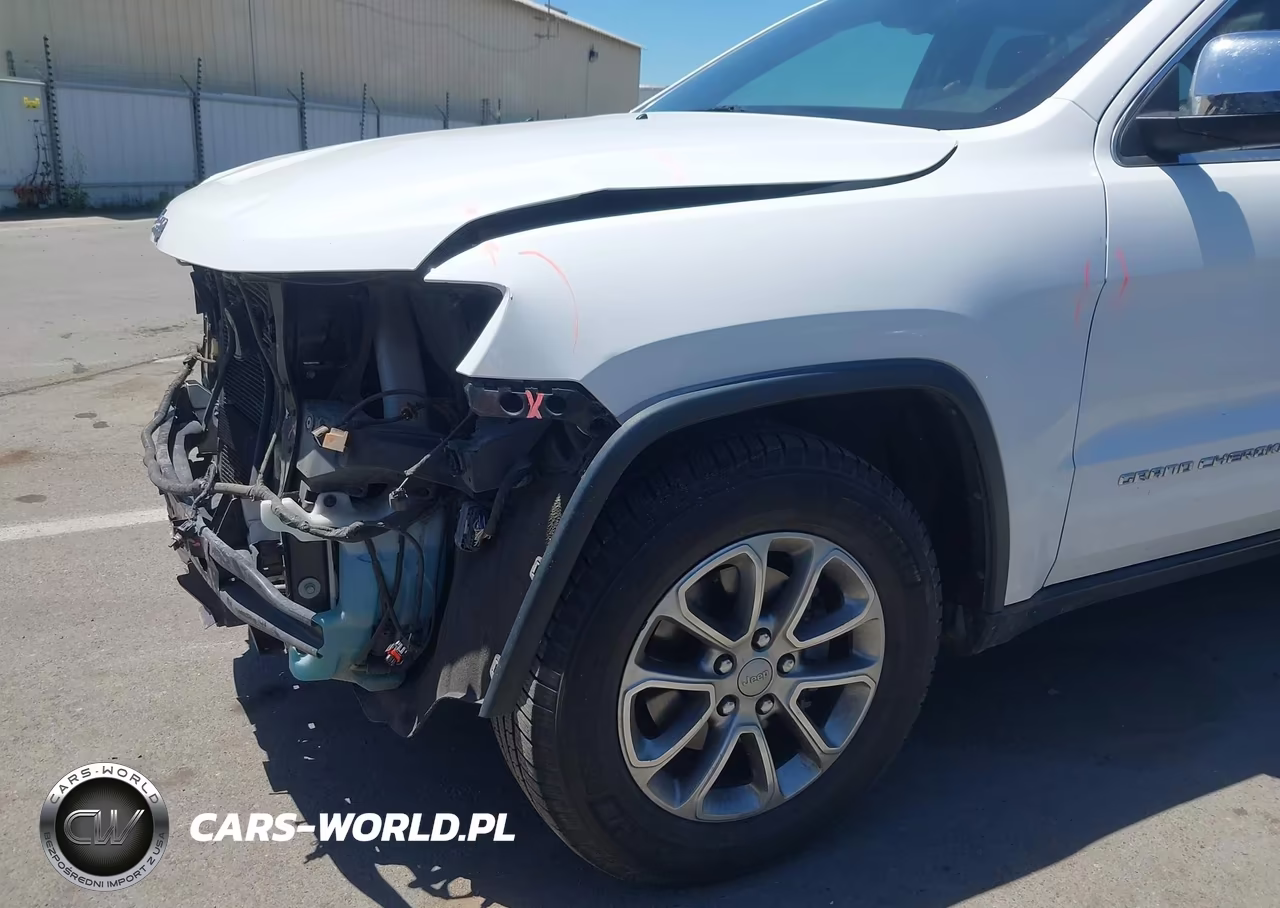 2015 Jeep Grand Cherokee Limited VIN:1C4RJEBG4FC682870 - 18