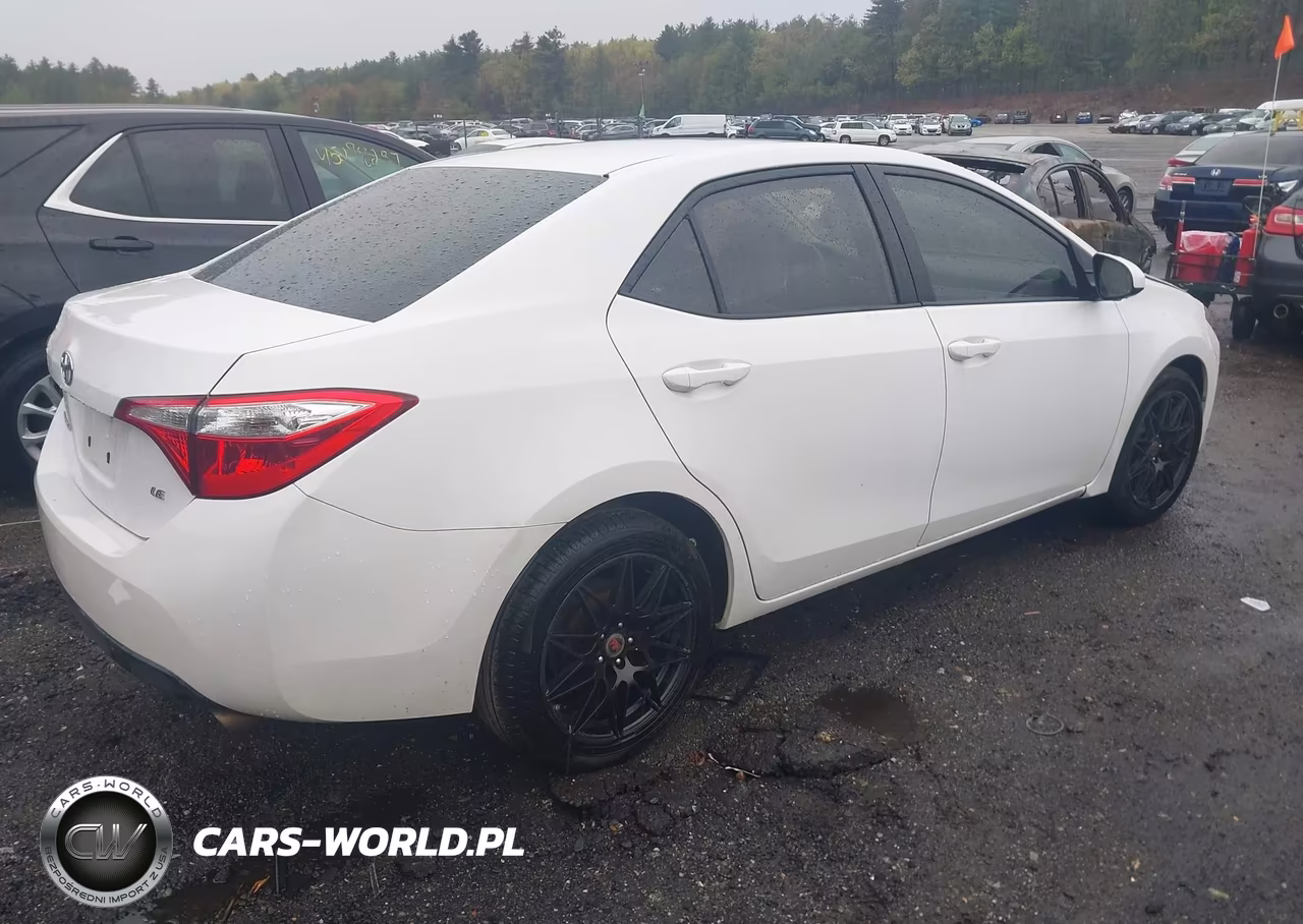 2016 Toyota Corolla Le VIN:2T1BURHE9GC524149 - 4