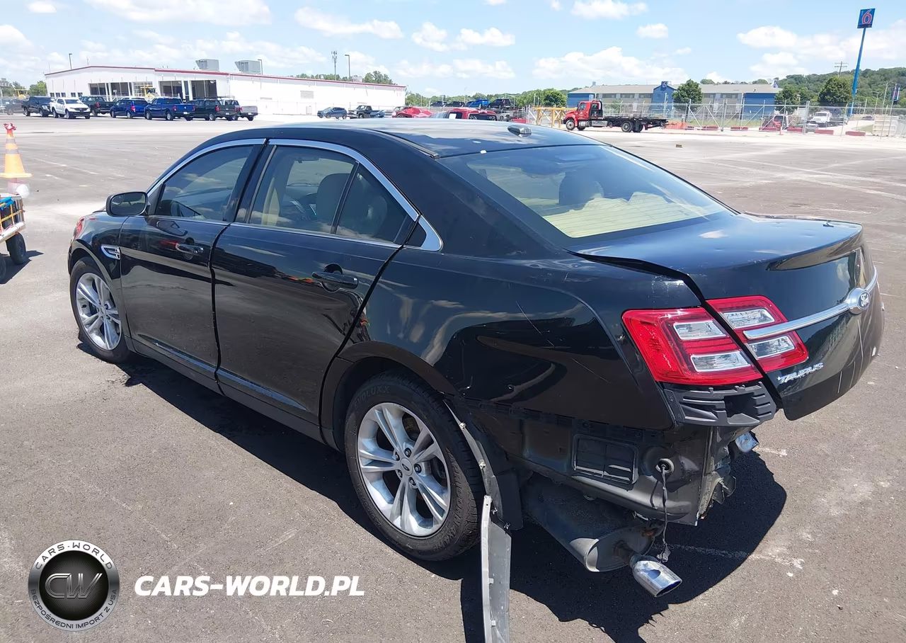 2017 Ford Taurus Se VIN:1FAHP2D91HG135385 - 3