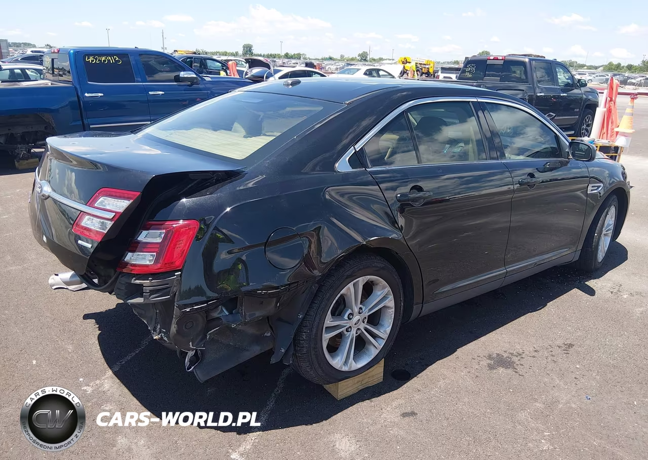 2017 Ford Taurus Se VIN:1FAHP2D91HG135385 - 4