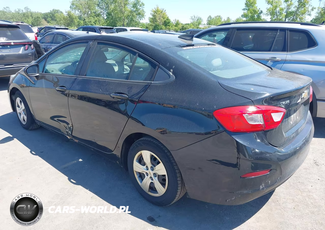 2016 Chevrolet Cruze Ls Auto VIN:1G1BC5SMXG7255181 - 3