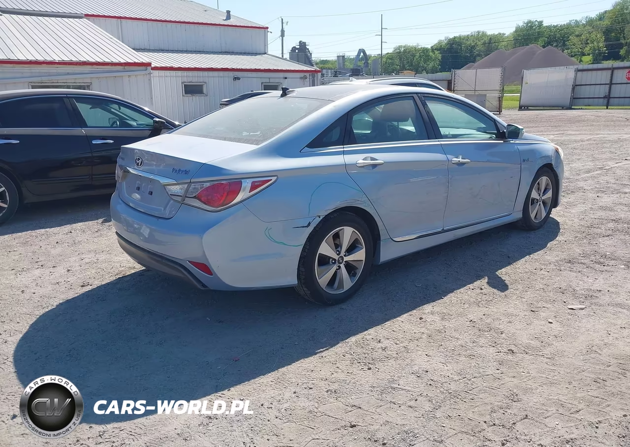 2012 Hyundai Sonata Hybrid VIN:KMHEC4A46CA047579 - 4