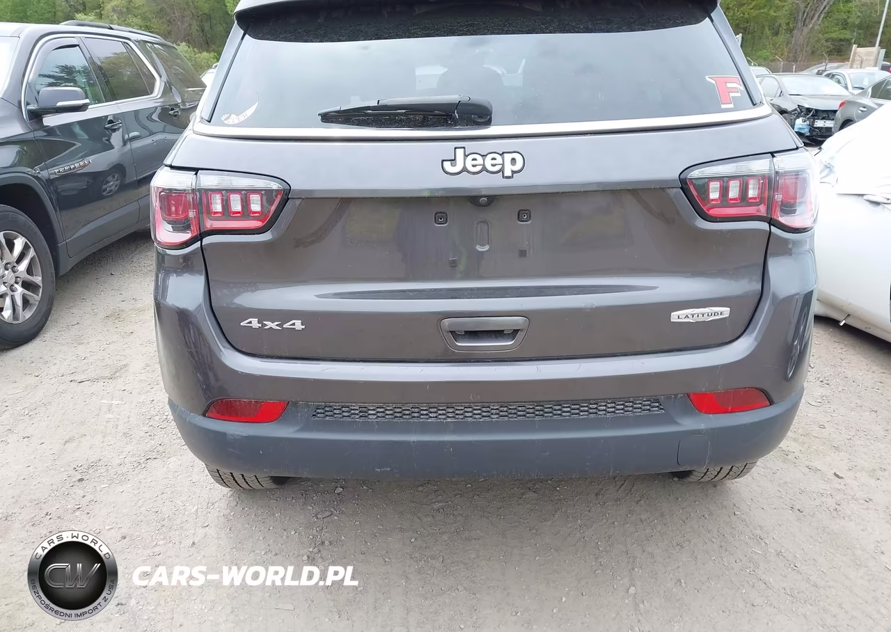 2020 Jeep Compass Latitude 4X4 VIN:3C4NJDBB8LT145352 - 16