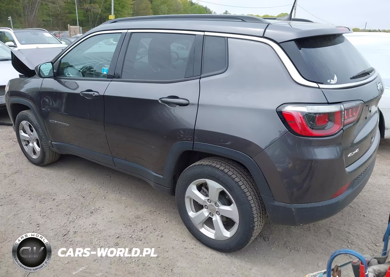 2020 Jeep Compass Latitude 4X4 VIN:3C4NJDBB8LT145352 - 3