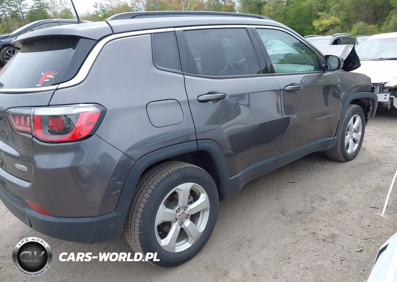 2020 Jeep Compass Latitude 4X4 VIN:3C4NJDBB8LT145352 - 4