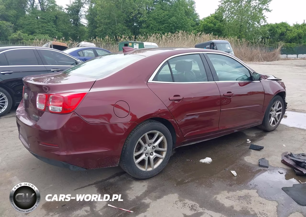 2015 Chevrolet Malibu 1Lt VIN:1G11C5SL8FF103987 - 4