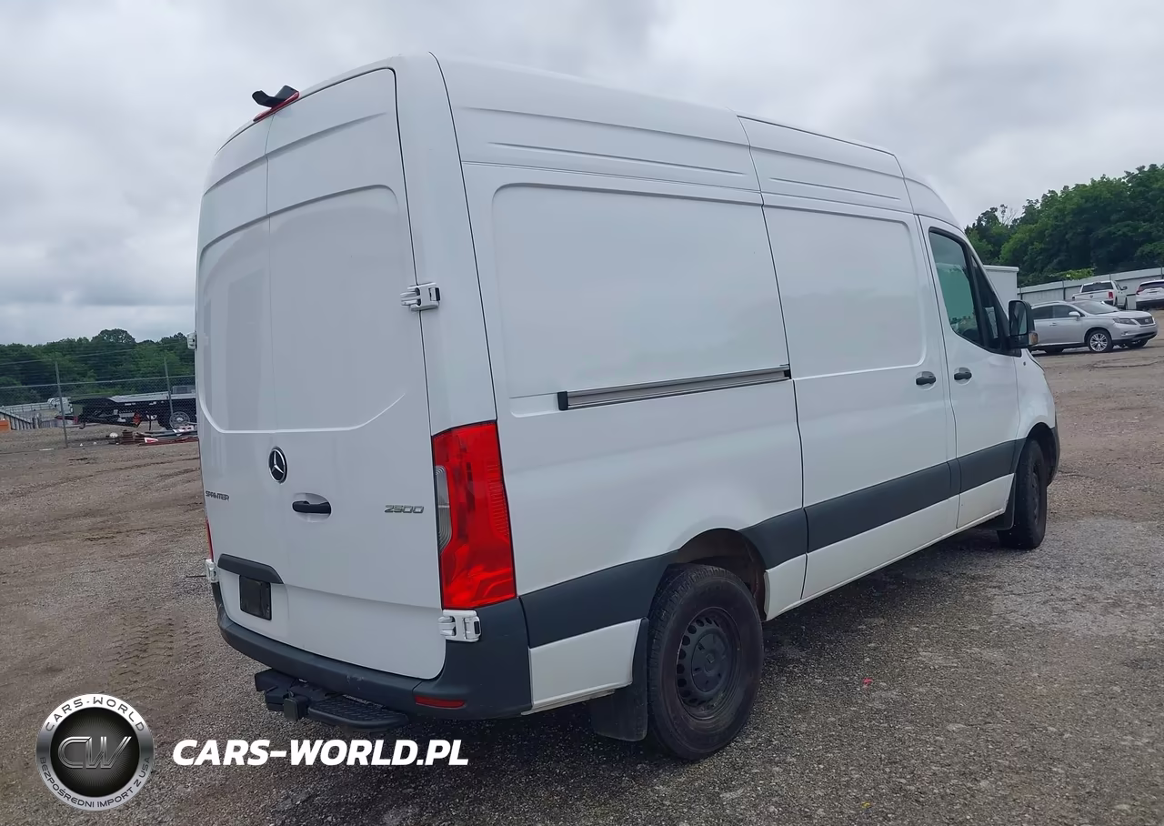 2025 Mercedes-Benz Sprinter 2500 Standard Roof 4-Cyl Diesel VIN:W1Y4KBHY9ST203967 - 4